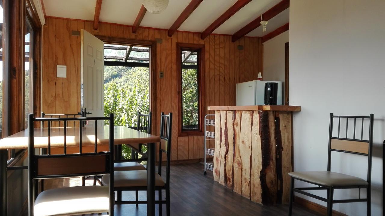 Cabanas Lomas Del Salto Hotell Puerto Chacabuco Eksteriør bilde