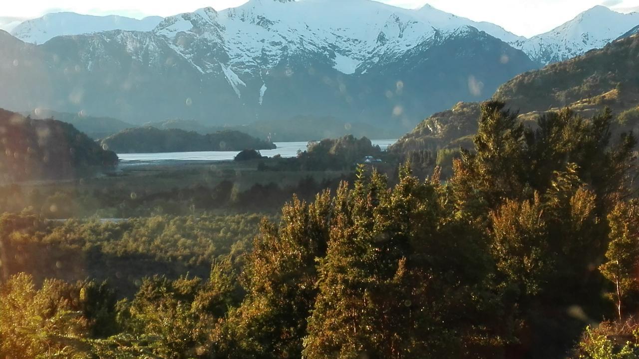 Cabanas Lomas Del Salto Hotell Puerto Chacabuco Eksteriør bilde